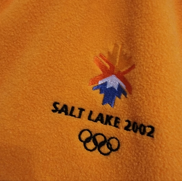 Salt Lake 2002 Olympic Yellow and Black Vest - Picture 4 of 5